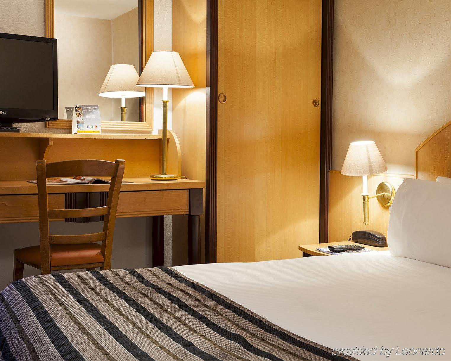B&B Hotel Brétigny-sur-Orge Eksteriør bilde